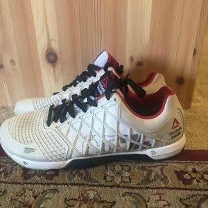 Reebok Nano 4 in white mens size 9